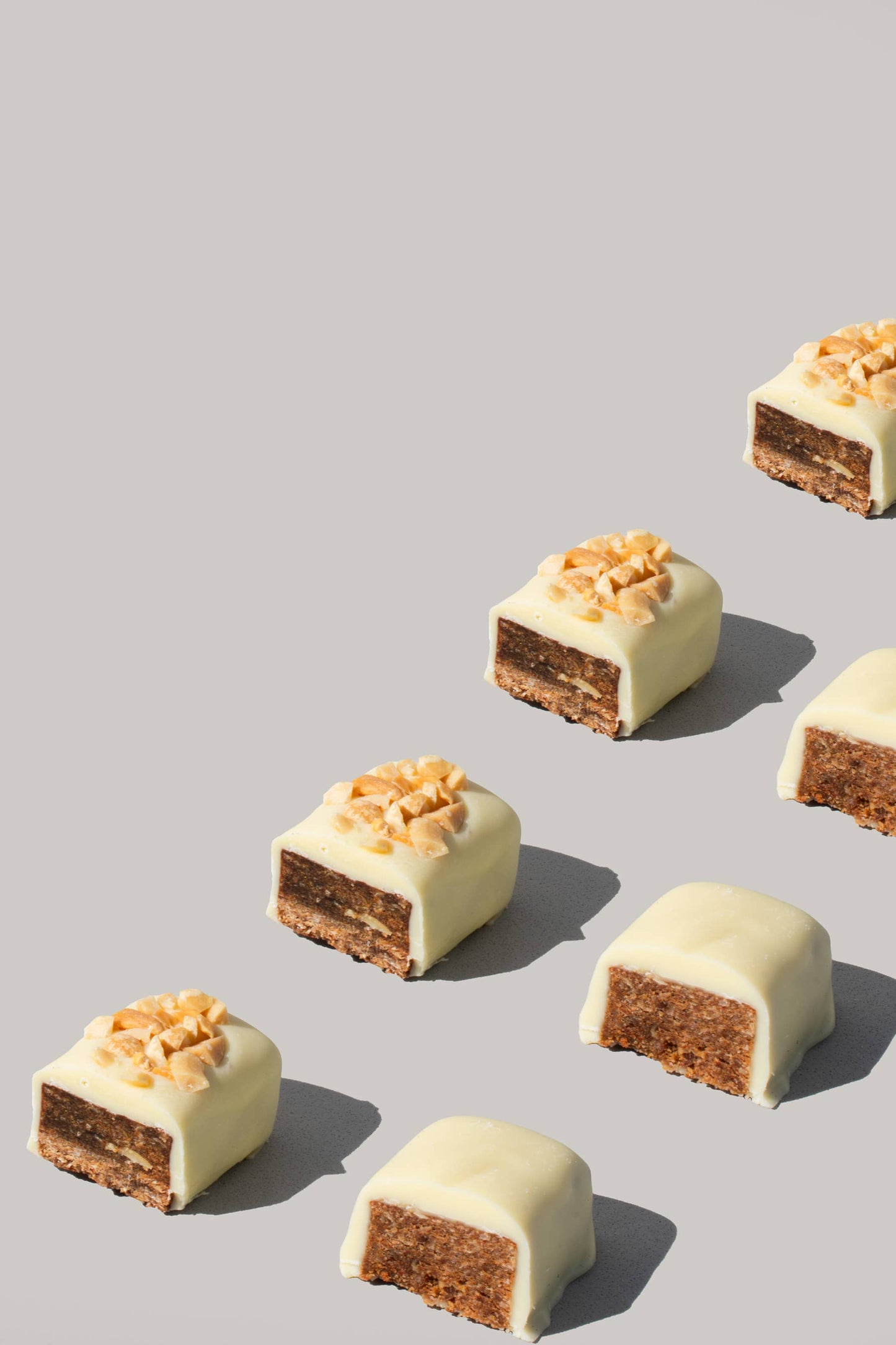 treatfuls - Weiße Schoko Zitronenkuchen Riegel bio+vegan+glutenfrei