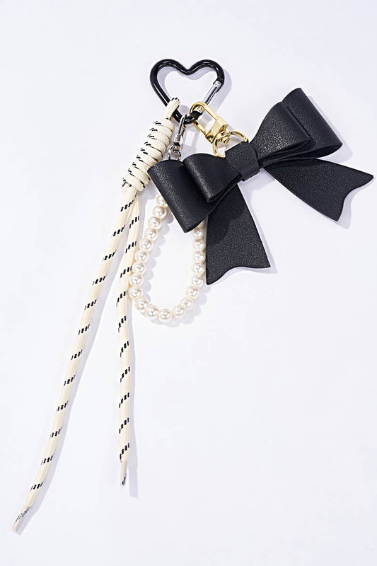 BYREN | ÉLINE L'ATELIER - Grigri Taschenzubehör und Schlüsselanhänger Knoten und Perlen PC54