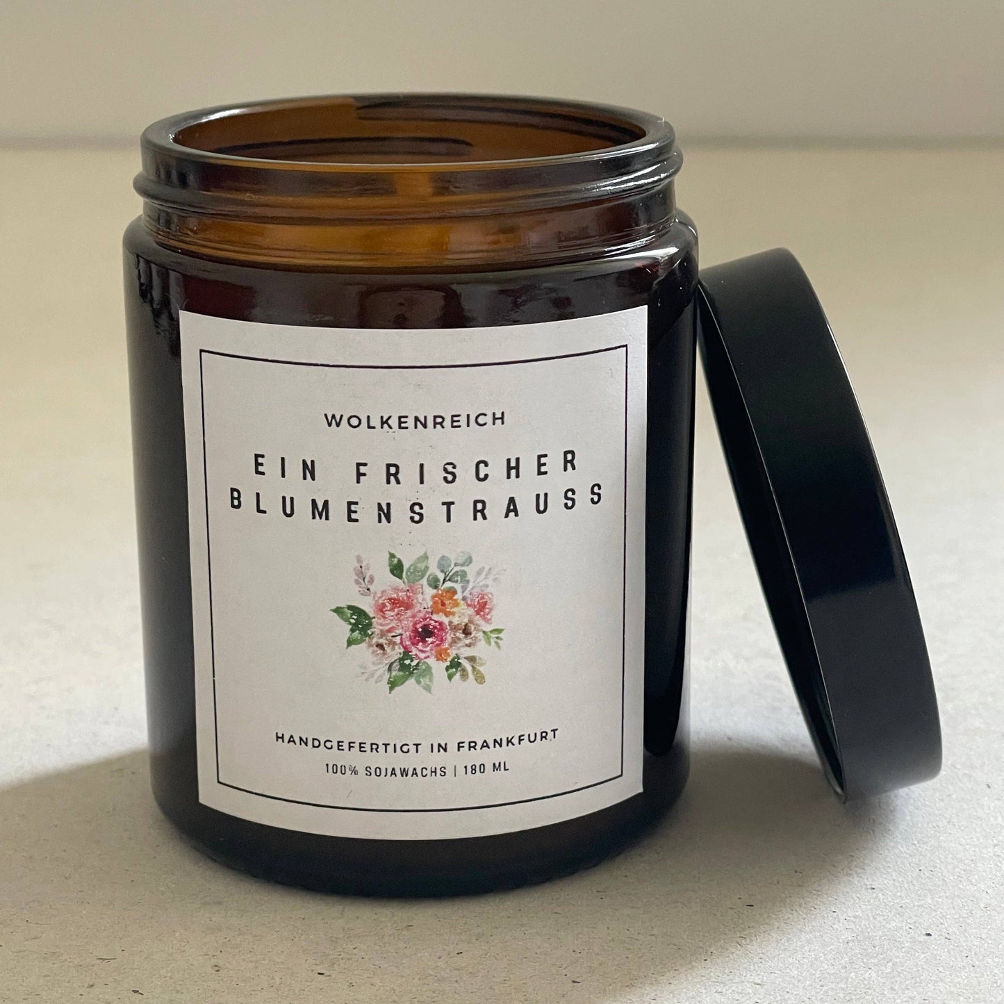 Wolkenreich - Ein frischer Blumenstrauß | Duftkerze, Sojawachs