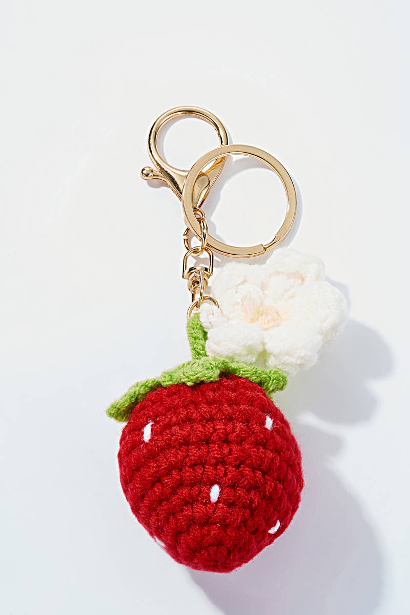 BYREN | ÉLINE L'ATELIER - Taschenanhänger und Schlüsselanhänger Erdbeere aus Häkelarbeit PC006HZ