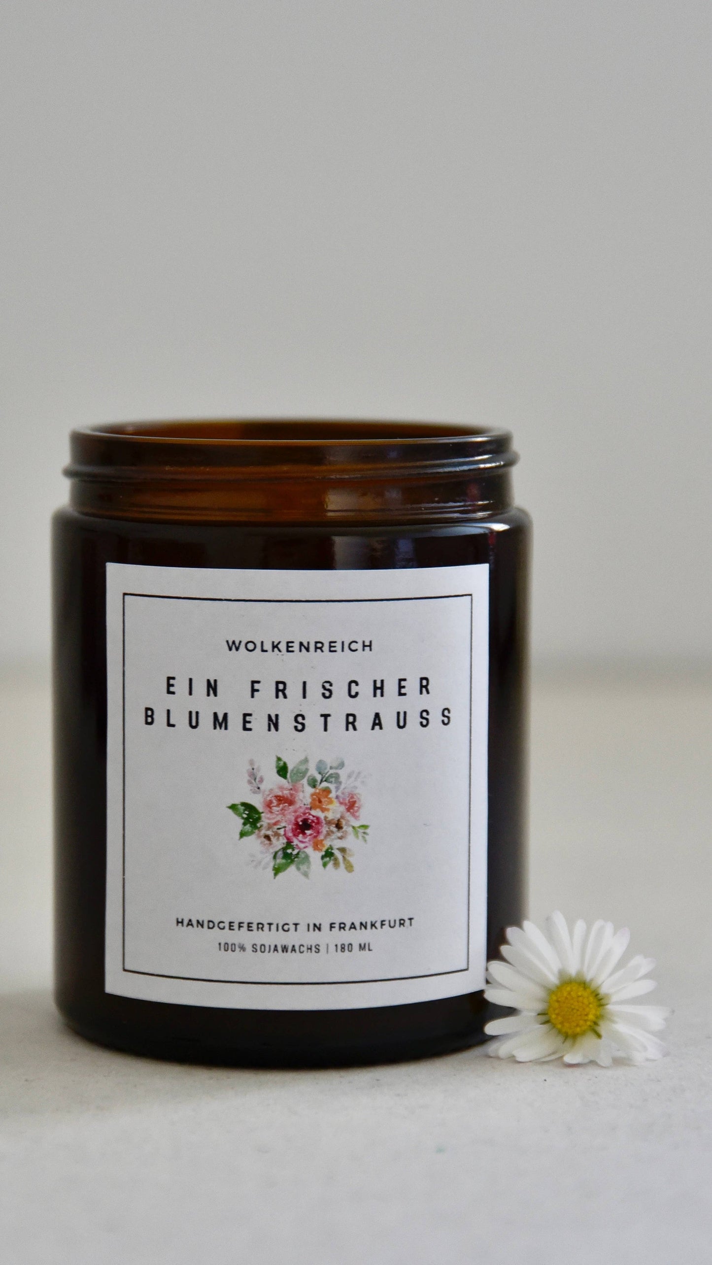 Wolkenreich - Ein frischer Blumenstrauß | Duftkerze, Sojawachs