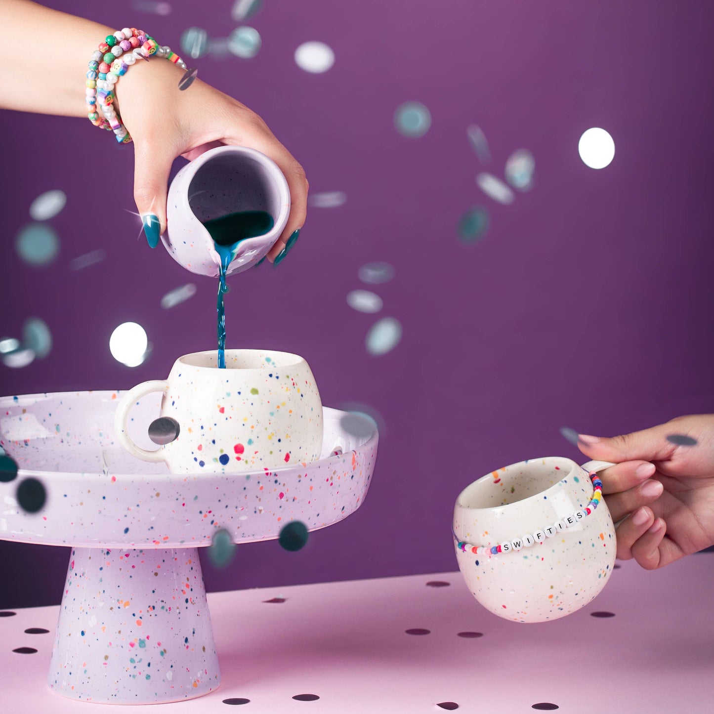 Egg Back Home - New Party Ball Tasse, 250 ml, Weiß